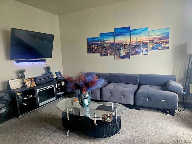 209 West Ferry S, Buffalo, NY 14213