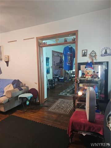 209 West Ferry S, Buffalo, NY 14213