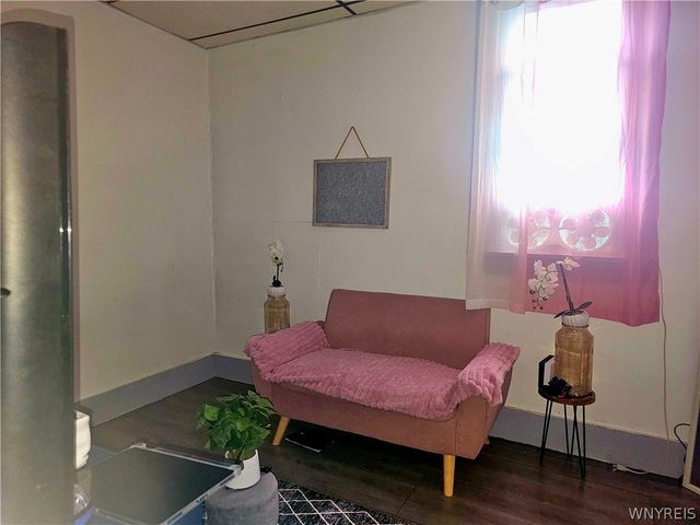 209 West Ferry S, Buffalo, NY 14213