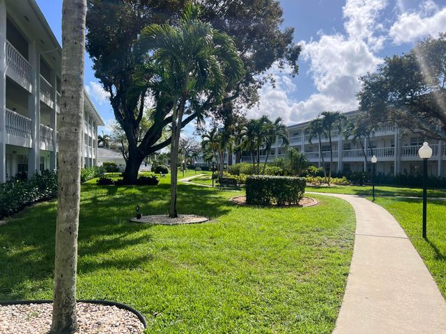 5208 NE 24th Terrace 124, Fort Lauderdale, FL 33308