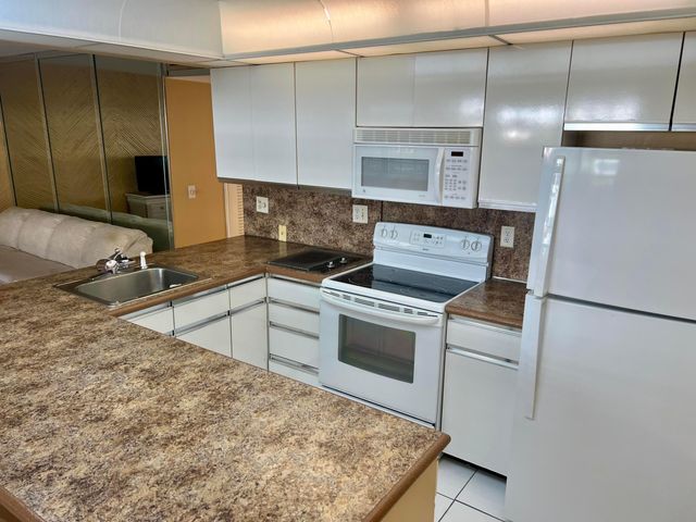 5208 NE 24th Terrace 124, Fort Lauderdale, FL 33308