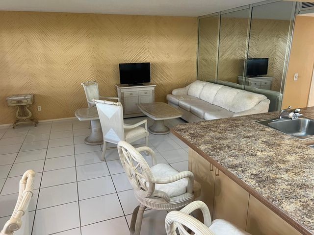 5208 NE 24th Terrace 124, Fort Lauderdale, FL 33308