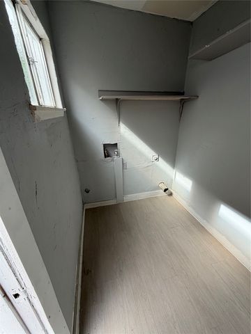 26 E Mountain Creek Drive, Grand Prairie, TX 75052