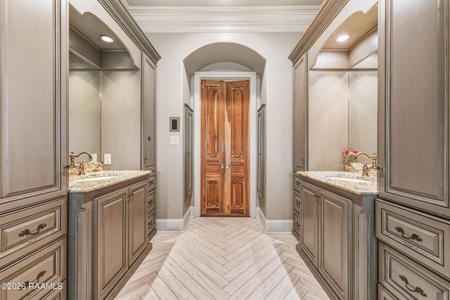 401 Torrenova Circle, Lafayette, LA 70508