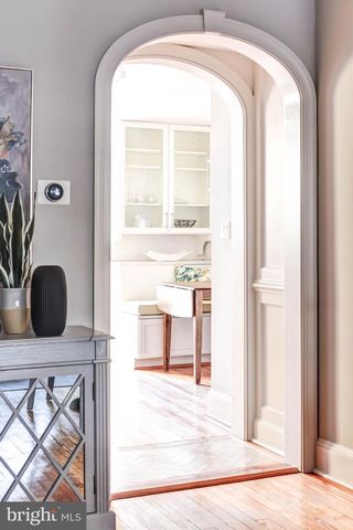 129 E ST SE, Washington, DC 20003