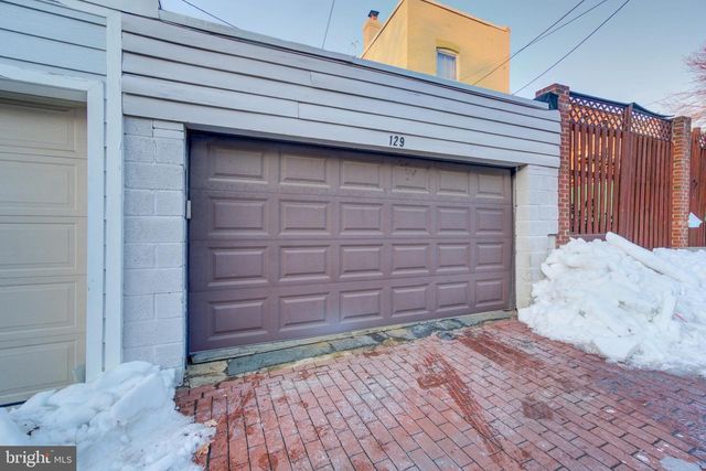 129 E ST SE, Washington, DC 20003