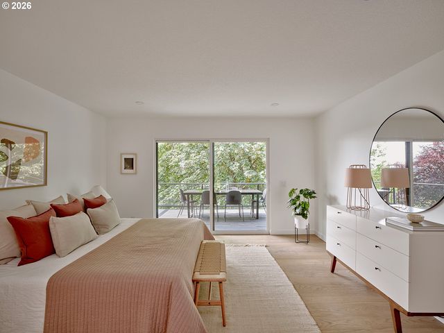 50 SPINOSA, Lake Oswego, OR 97035