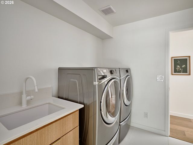 50 SPINOSA, Lake Oswego, OR 97035