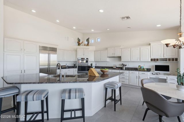 62247 E Sand Crest Drive, Tucson, AZ 85739
