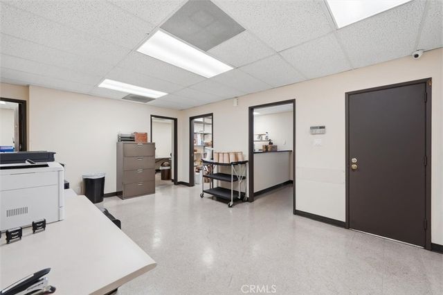331 E Carson, Long Beach, CA 90807