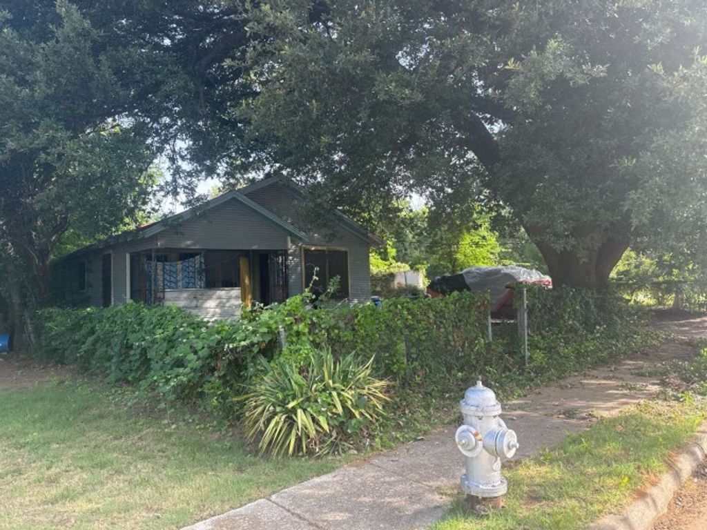 3827 Frank Street, Dallas, TX 75210