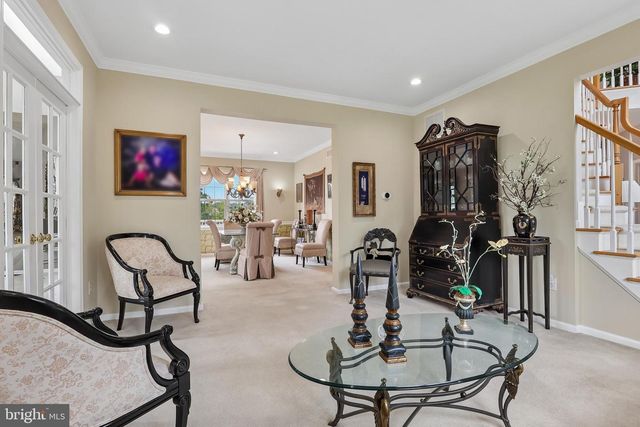 37 TERRELL RD, Lambertville, NJ 08530