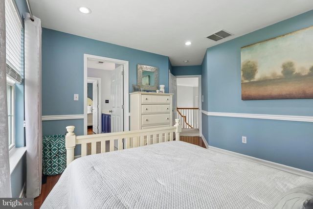 37 TERRELL RD, Lambertville, NJ 08530