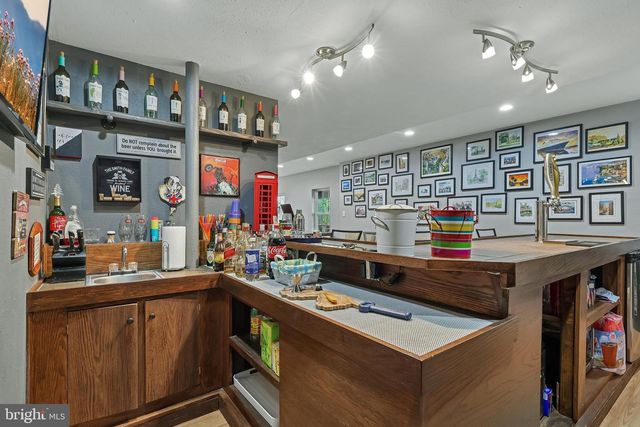 37 TERRELL RD, Lambertville, NJ 08530