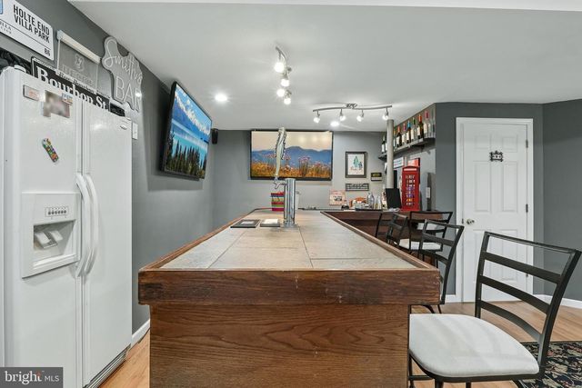 37 TERRELL RD, Lambertville, NJ 08530