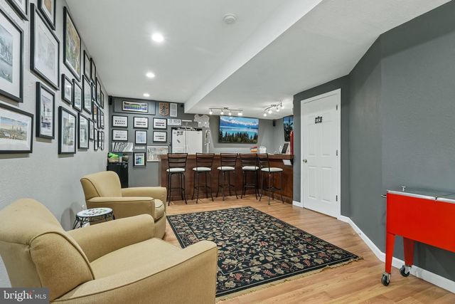 37 TERRELL RD, Lambertville, NJ 08530