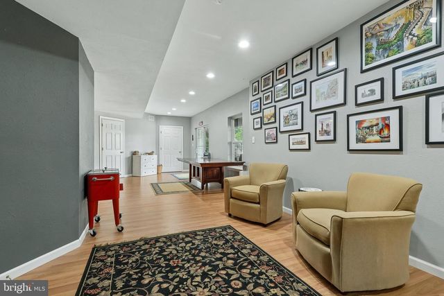 37 TERRELL RD, Lambertville, NJ 08530