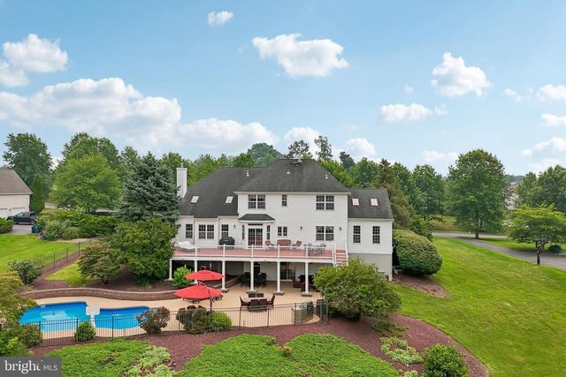 37 TERRELL RD, Lambertville, NJ 08530