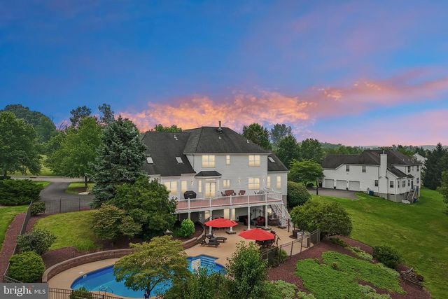 37 TERRELL RD, Lambertville, NJ 08530