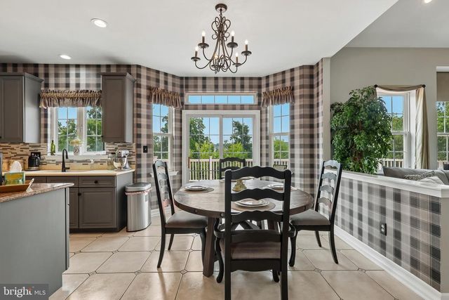 37 TERRELL RD, Lambertville, NJ 08530