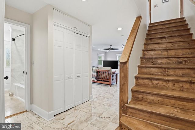 3134 CLAYBORNE AVE, Alexandria, VA 22306