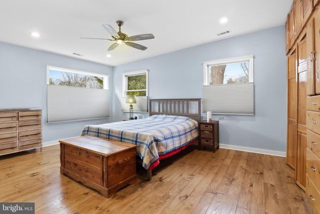 3134 CLAYBORNE AVE, Alexandria, VA 22306