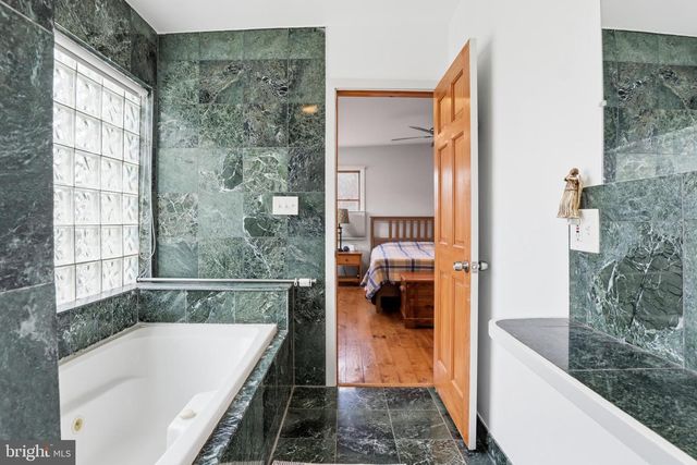 3134 CLAYBORNE AVE, Alexandria, VA 22306