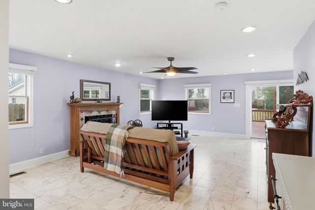 3134 CLAYBORNE AVE, Alexandria, VA 22306