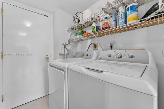 300 Three Islands Blvd 207, Hallandale Beach, FL 33009