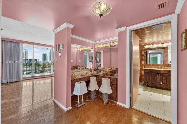 300 Three Islands Blvd 207, Hallandale Beach, FL 33009