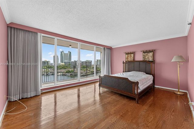 300 Three Islands Blvd 207, Hallandale Beach, FL 33009