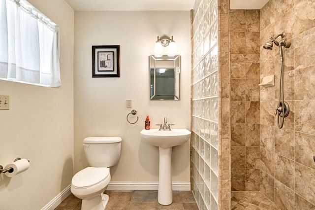 4814 N Tisha Avenue, Fresno, CA 93723