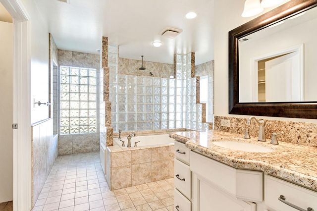 4814 N Tisha Avenue, Fresno, CA 93723