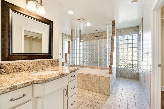 4814 N Tisha Avenue, Fresno, CA 93723