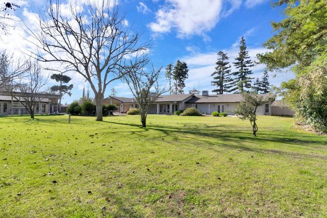 4814 N Tisha Avenue, Fresno, CA 93723