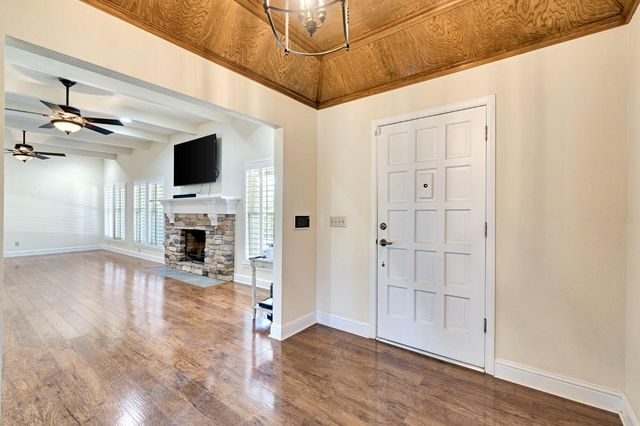 4814 N Tisha Avenue, Fresno, CA 93723