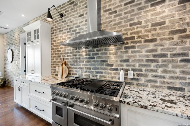 359 Ash Juniper, New Braunfels, TX 78132