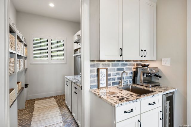 359 Ash Juniper, New Braunfels, TX 78132