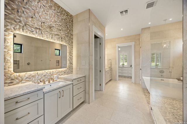 359 Ash Juniper, New Braunfels, TX 78132