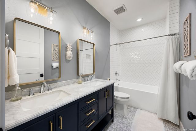 359 Ash Juniper, New Braunfels, TX 78132