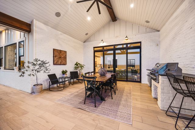 359 Ash Juniper, New Braunfels, TX 78132