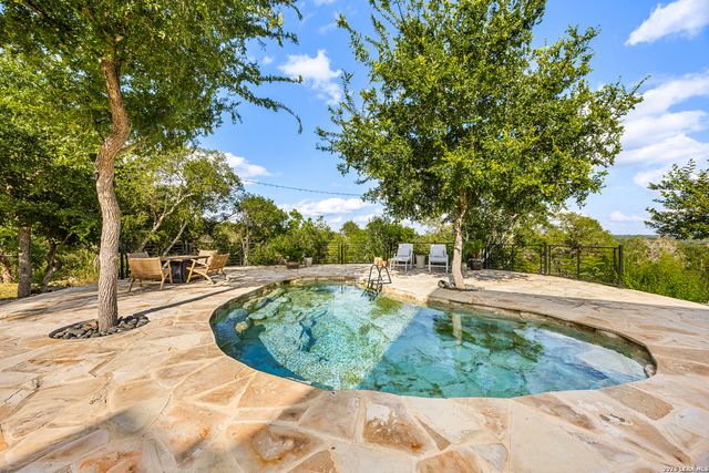 359 Ash Juniper, New Braunfels, TX 78132