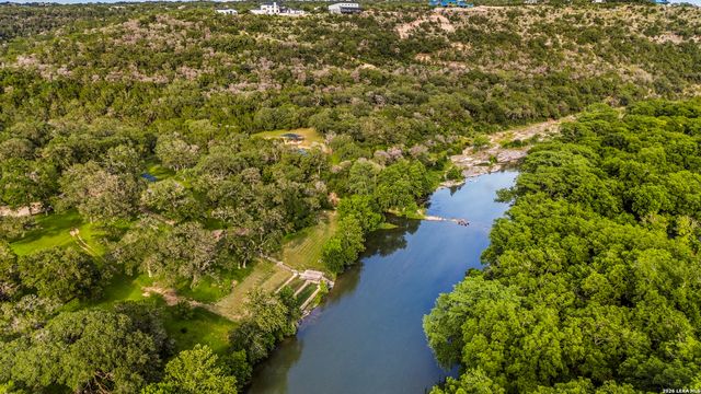 359 Ash Juniper, New Braunfels, TX 78132