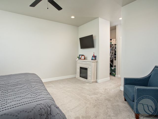 6705 Skycrest Dr, Billings, MT 59106