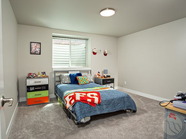6705 Skycrest Dr, Billings, MT 59106
