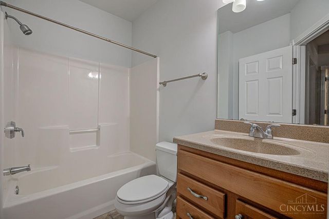 3323 Devonian Drive, Fairfield, OH 45014