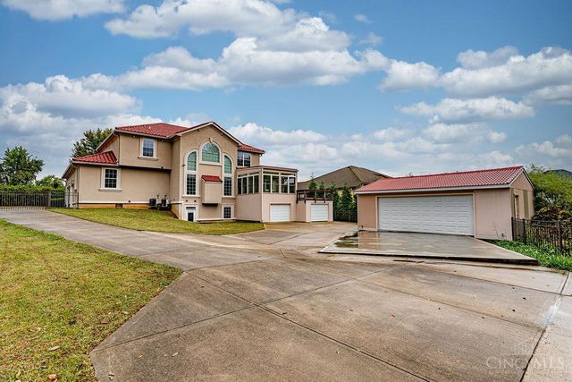 3323 Devonian Drive, Fairfield, OH 45014