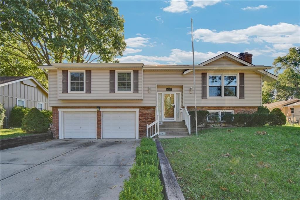 4717 Bluejacket Street, Shawnee, KS 66203