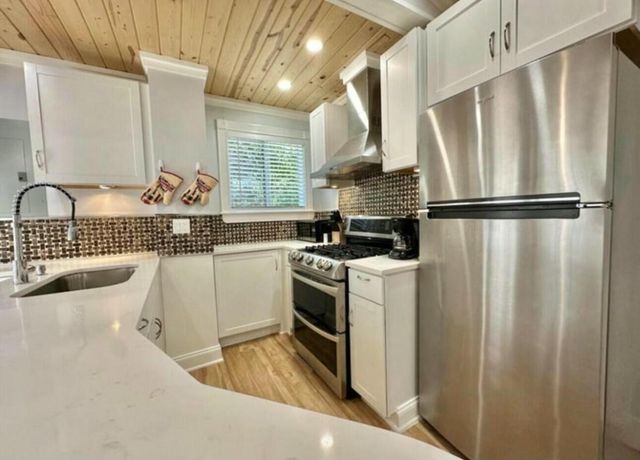 698 Forsyth Street 2, Boca Raton, FL 33487
