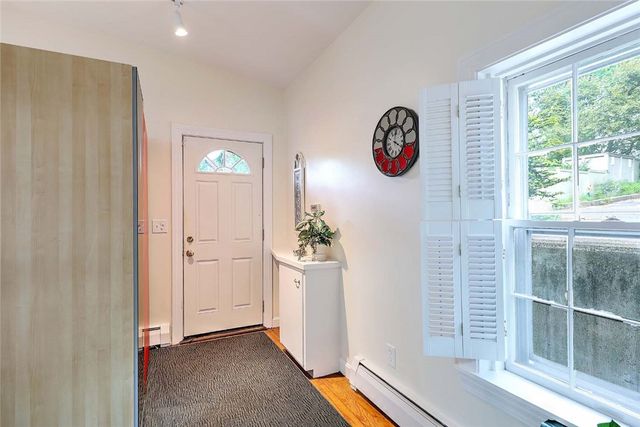 2 Burrs Lane, Providence, RI 02904